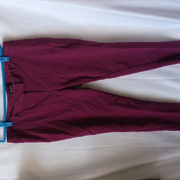 Liz Claiborne Career Pants Emma Classic size 14, Berry - Picture 1 of 5